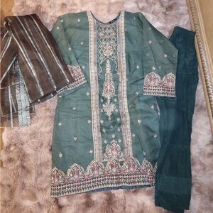 Cross stitch 3 piece Elegant Green Embroidered Suit Set